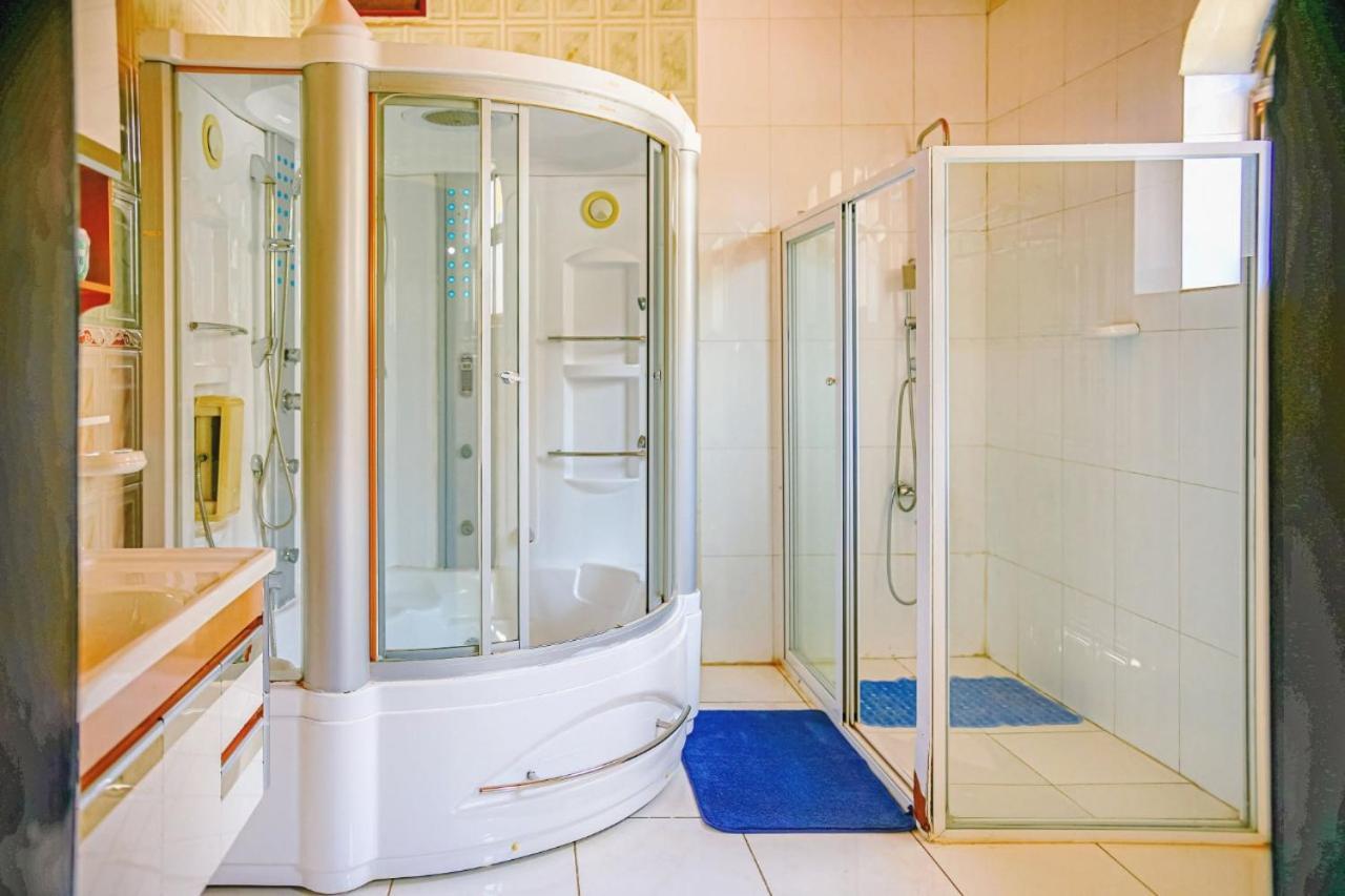 เอซรา บูทิก โฮเต็ล Hotel คิกาลี ภายนอก รูปภาพ